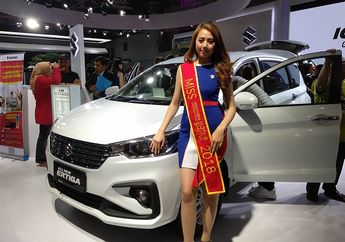 Kisah Usher Cantik di IIMS 2018 yang Biayai Kuliah dengan Keringat Sendiri
