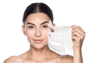 Sst, Ini Fungsi Lain Masker Lembaran Yang Tak Banyak Diketahui Orang