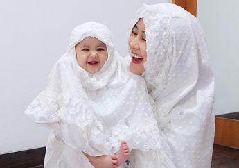 Intip Yuk Deretan Foto Baby Qiandra, Anak Ryana Dea Kenakan Hijab, Mirip Boneka !