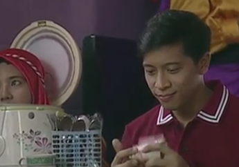 Iklan Ibu Pemain Kasidah Ada dalam Magic Jar Jadi Viral, Ini Kisah Tak Terduga di Balik Ide Dimas Djay Ini