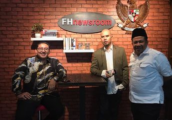 Selagi Kendaraan Baru Belum Jadi, Rupanya Mantan Duet Kompak Fadli Zon di DPR Ini Sekarang Sibuk Jadi Tukang Kopi. Begini Kronologinya