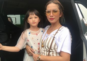 Ussy Sulistiawaty Mengaku Ketar Ketir Melepas Anaknya Masuk SD