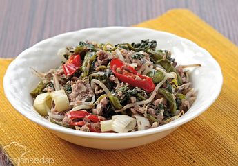 Kangkung Tumis Ikan Asap, Tumisan Mudah Tapi Nikmatnya Selangit