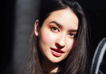 Lulus, Ini Rangkaian Momen Penuh Haru Putri Titi DJ Bersama Sang Ayah