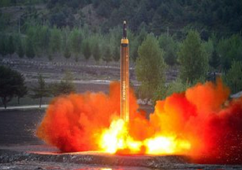 Serangan Rudal Iran Akibatkan 109 Tentara AS Cedera Otak: Begini Perbandingan Kekuatan Militer As dan Iran, Siapa yang Lebih Unggul?