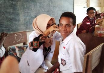 Dokter Muda Berkerudung nan Cantik Ini Suka Cita Bagikan Pengalaman Kerja di Pedalaman Papua. Lihat Foto-fotonya di Tempat Tugas