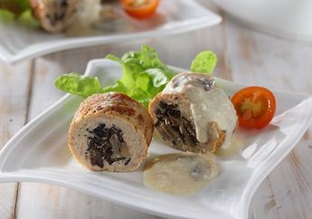Buat Rolade Ayam Jamur Supaya Makan Malam Berkesan? Semua Pasti Bisa!
