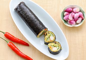 Sarapan Jadi Tidak Biasa dengan Sushi Nasi Goreng Yang Super Nikmat Ini