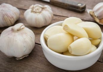 Cuma Masukan Bawang Putih ke dalam Mulut Selama 30 Menit, ini yang Akan Terjadi Pada Tubuh di Pagi Hari