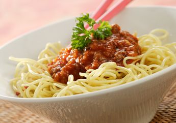 Sedapnya Mi Siram Saus Bolognaise Tidak Boleh Dipandang Sebelah Mata