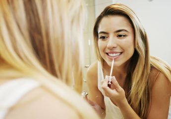 Tips Biar Lip Tint Tahan Lama & Bibir Enggak Kering. Wajib Coba!