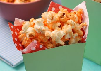 4 Bahan Saja Membuat Popcorn Cheesy untuk Semarakan Akhir Pekan