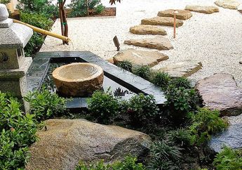 Feng Shui Atur Letak Pancuran Air dan Bentuk Kolam di Taman, Cek Yuk!