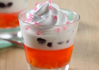 Tutup Santap Malam Dengan Manisnya Fruit Jelly Mousse Blueberry