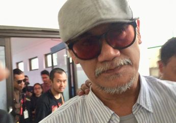 Dulunya Dipenjara Saat 2 Kaki Masih Pincang Gegara Stroke, Tio Pakusadewo Kini Mulai Banting Tulang Lagi Cari Pundi-pundi Rupiah Biar Dapur Tetap Ngebul: Saya Tidak Akan Menyerah!