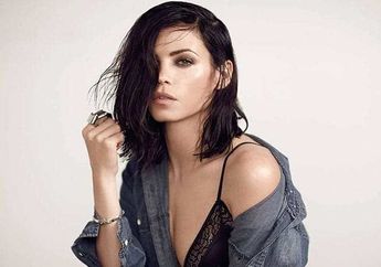 4 Model Rambut yang Cocok Untuk Cewek Mungil Biar Lebih Proposional!