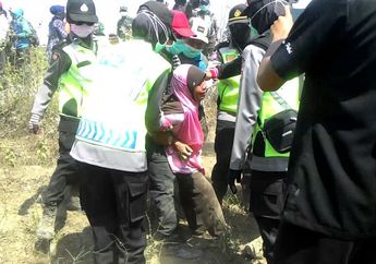Rumahnya Digusur untuk Bandara, Ponerah: Pejuang Tidak Meneteskan Air Mata
