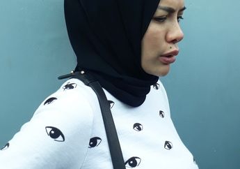 Ngaku Tak Cinta Lagi, Nikita Mirzani Rela Cium Tangan Dipo Latief