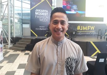 Keren!, Irfan Hakim Bawa Obor Asian Games 2018 Sambil Berkuda di Gunung Bromo