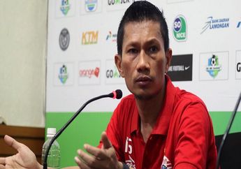 Pesepakbola Ismed Sofyan Tanggapi Pernyataan Miring Sang Istri yang Menuduhnya Selingkuh