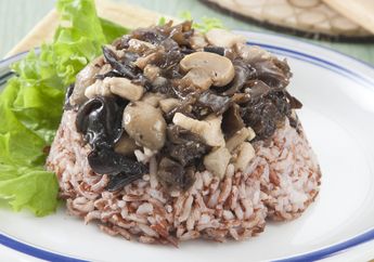 Bikin Sarapan Sehat dan Nikmat dengan Nasi Merah Kukus Jamur