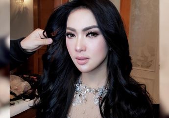 Suasana Perayaan Ulang Tahun Syahrini di Panti Jompo