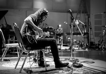 Diluar Nirvana dan Foo Fighters, Ini 3 Side Project Asik Dave Grohl!