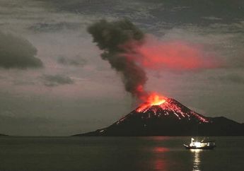 5 Gunung Api yang Berstatus Awas dan Siaga Selain Anak Krakatau