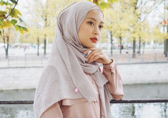 Mengintip Penampilan Anggun Gita Savitri dalam Balutan Pakaian Adat Minang Saat Akad Pernikahannya!