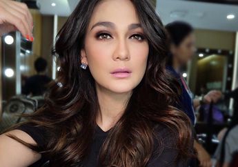 Berulang Tahun, Luna Maya Unggah Potret Lawas Ketika Masih Bayi