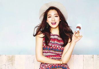 4 Alasan Seleb Korea Selalu Menggunakan Lip Gloss! Wajib Tahu!