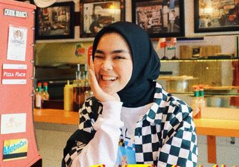 5 Inspirasi Tampil Boyish dengan Gaya Fashion Hijab Turban ala Sivia Azizah
