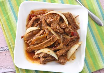 Pedasnya Daging Suwir Cabai Kering Ini Bikin Gak Bisa Berhenti Untuk Nambah Terus