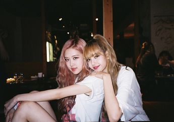 Deretan Style Rose dan Lisa BLACKPINK dengan Floppy Hat yang Sukses Mencuri Perhatian, Kepoin yuk!