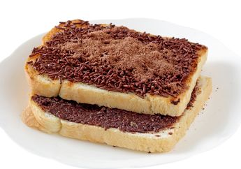 Semua Dijamin Suka Sarapan dengan Roti Bakar Cokelat Ovomaltine Ini