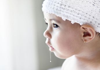 Bayi Ngiler Berlebih, Ada Beberapa Hal Penting yang Harus Orangtua Periksa