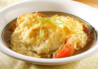 Resep Semur Telur Goreng Bersantan Enak, Teman Makan Nasi Siang Ini