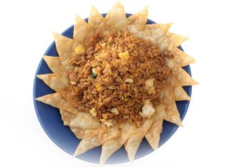 Resep Nasi Goreng Pangsit Enak Ini Layak Untuk Menu Sarapan Keluarga