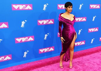 Yuk Intip Best Dressed MTV VMA 2018 yang Elegan dan Glamour!