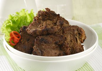 Enggak Jadi Malas Masak Kalau Ingat Bahagianya Keluarga Makan Bacem Daging Wangi Ini