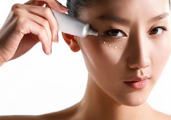 Rawat Bagian Mata dengan 3 Eye Cream Lokal di Bawah 100 Ribu Ini!