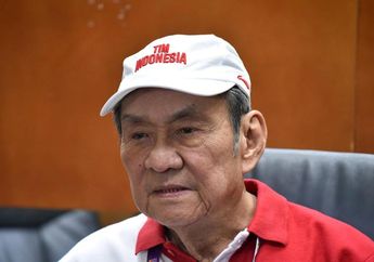 Gaya Sederhananya Makan di Warung Pinggir Jalan Jadi Sorotan, Sosok Orang Terkaya Indonesia Itu Ternyata Pernah Dapat Bonus dari Jokowi Gara-gara Ini: 'Uangnya Saya Kembalikan...'