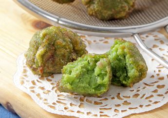 Tampilannya Mirip Hulk! Bakso Goreng Caisim Ini Pasti Diserbu Si Kecil
