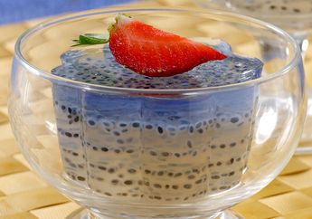 Tampil Cantik Dan Menggoda, Puding Selasih Bluberi Ini Enak dan Mudah Dibuat