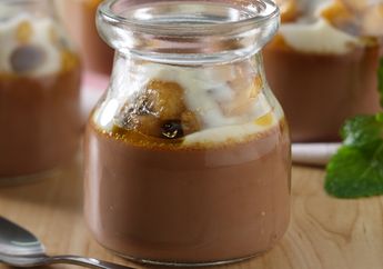 Lidah Keluarga Pasti Bakal Dimanjakan dengan Lembutnya Banana Caramel Pudding