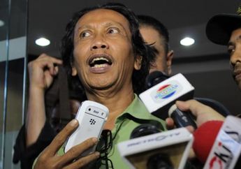 Sempat Tersandung Kasus Korupsi Tahun 2015, Istri Mandra Setia Bawakan Kudapan Khas Betawi ke Tahanan