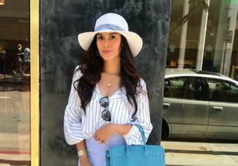 Foto Bareng di New York Fashion Week, Diah Permatasari dan Cinta Laura Dibilang Seumuran!