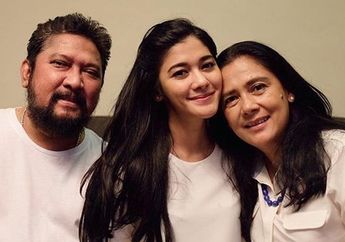 Akui Sangat Mencintai Calon Suaminya Kala Itu, Artis Senior Ini Sebut Tak Yakin untuk Melanjutkan Hubungan ke Arah Lebih Serius Hingga Mampu Bertahan 27 Tahun Sampai Akhirnya Bercerai