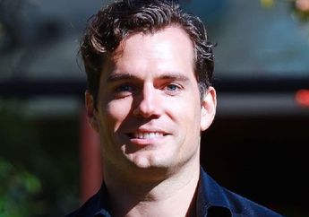 Henry Cavill Dikabarkan Pensiun dari Superman, Pihak Warner Bros Buka Suara
