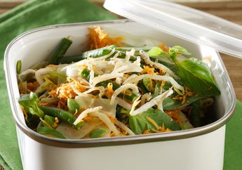 Urap Tabur Teri Goreng, Olahan Sayur yang Sehat Sebagai Menu Pelengkap